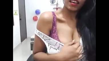 busty indian cam girl