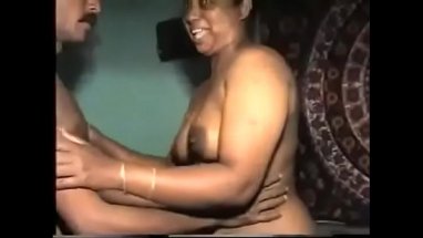 aunty pussy nude massage and fingering deep inside