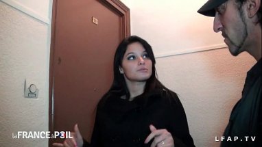 Jeune sublime brunette francaise infidele baisee par 2 pervers xvideo hd